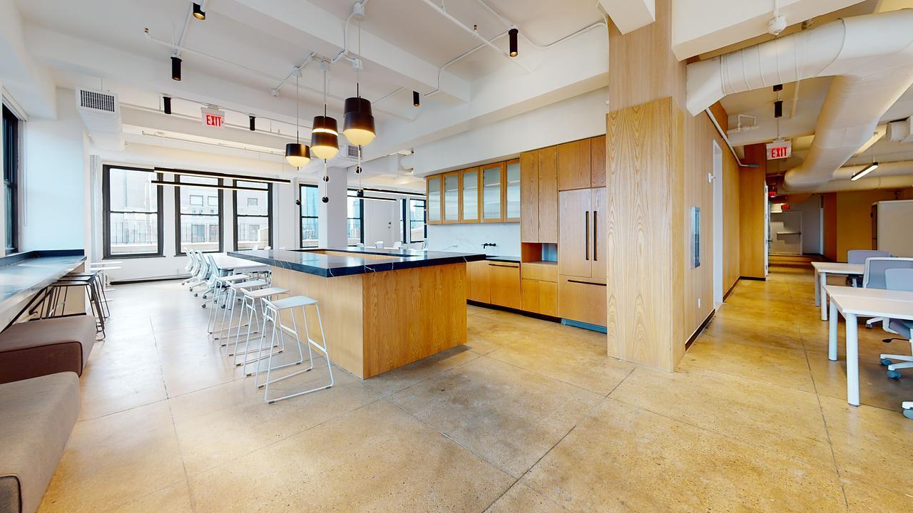 345 Seventh Ave - 20th Floor