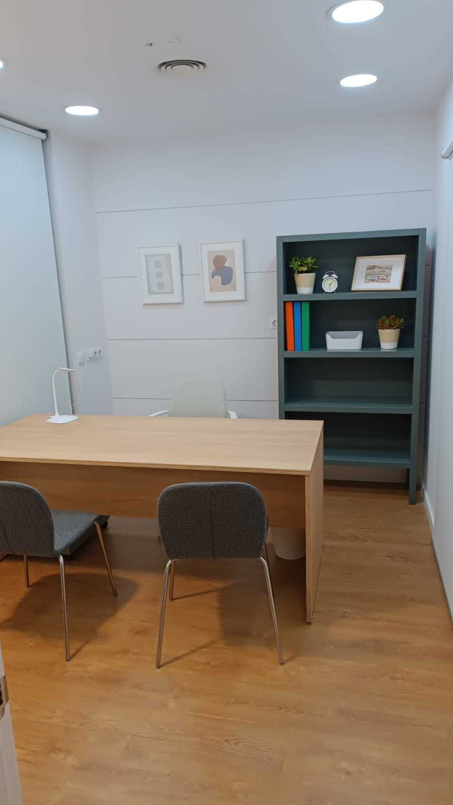 📍 Oficina en el centro – Alquiler por horas, mañanas flexibles  