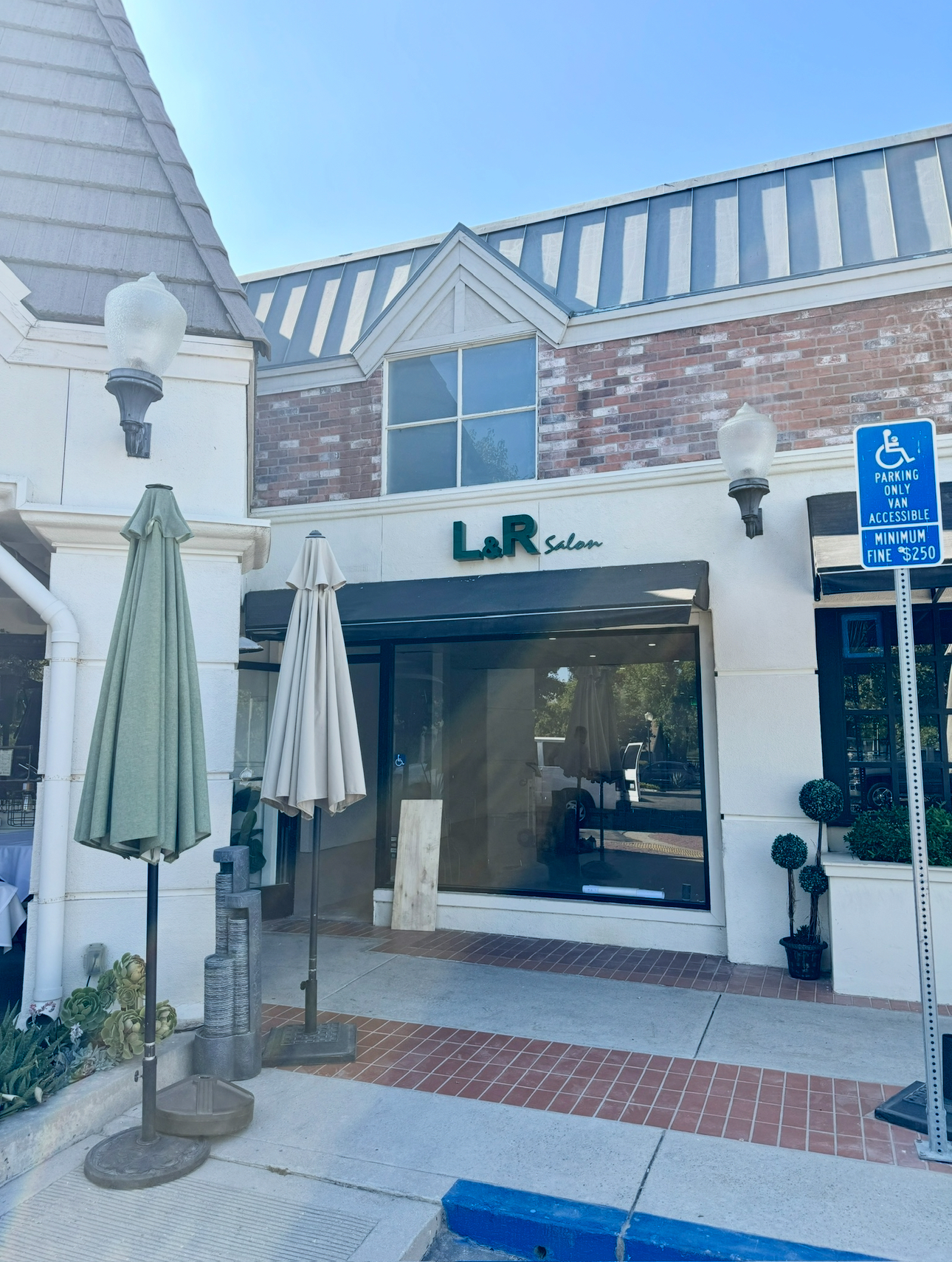 L and R Salon and Spa