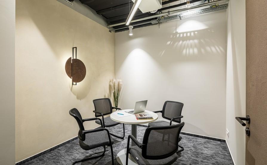 DBH FlexSpace H2O Meeting Room