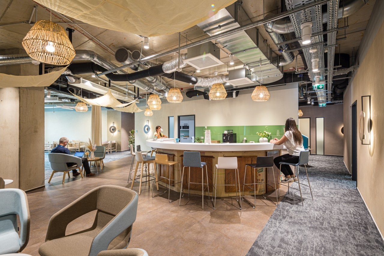 DBH FlexSpace H2O Meeting Room