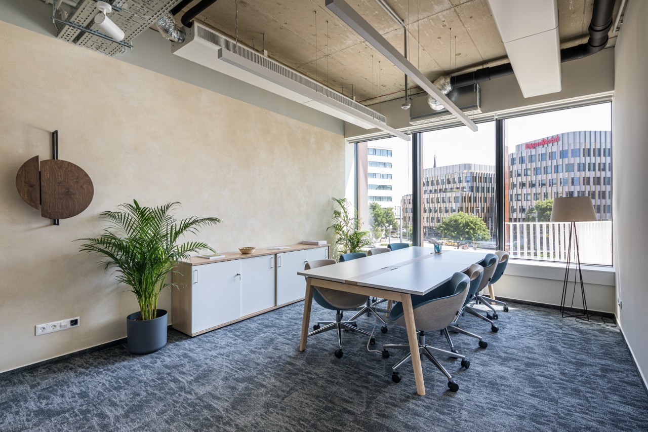 DBH FlexSpace H2O Meeting Room