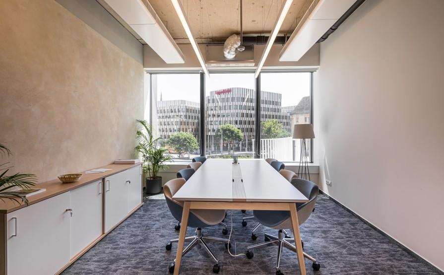 DBH FlexSpace H2O Desk