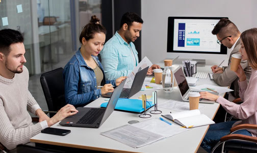 Custom Web Design vs. Templates: What’s Best for Indian Businesses?