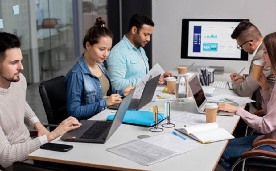 Custom Web Design vs. Templates: What’s Best for Indian Businesses?