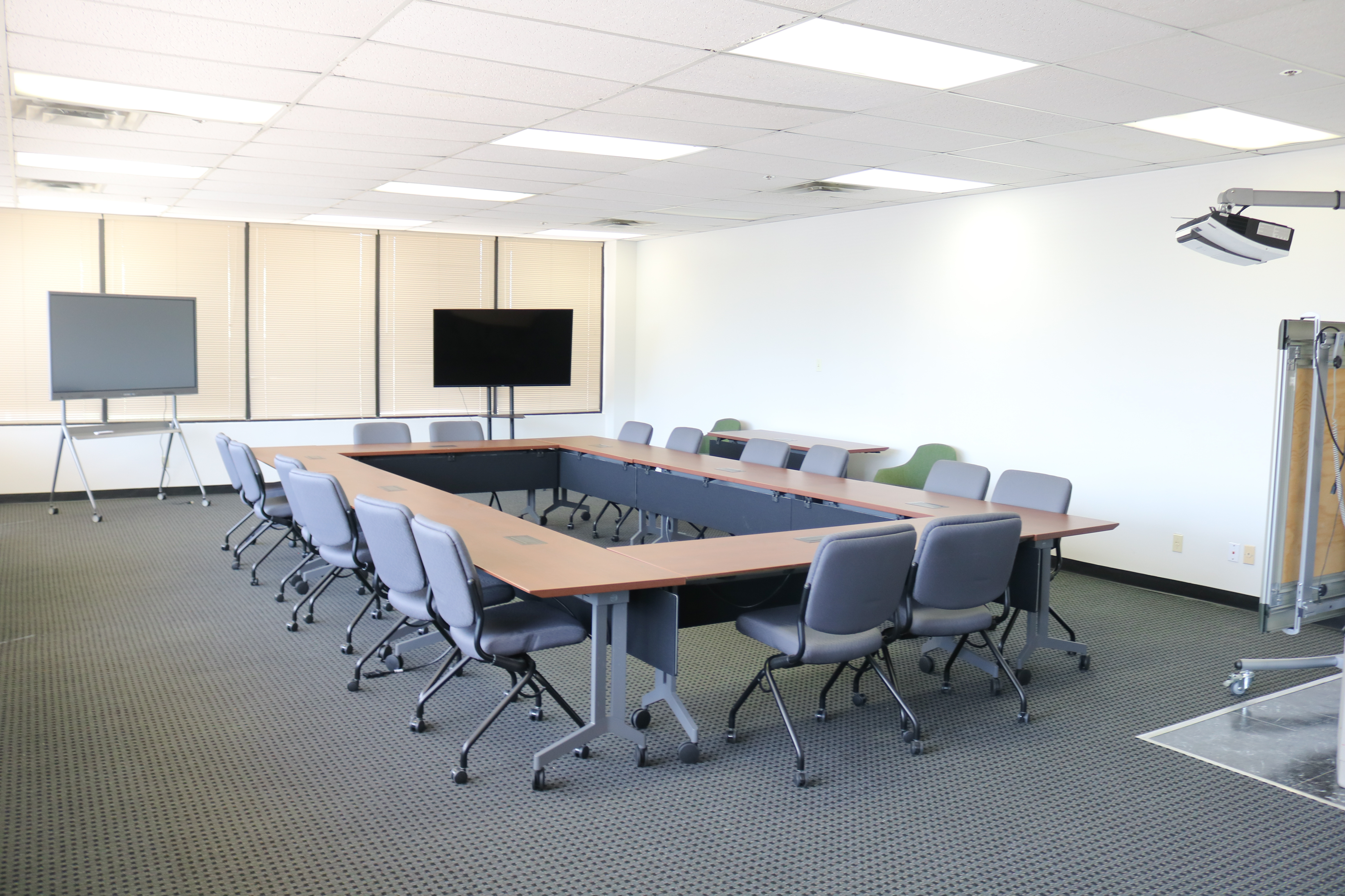  Training Classroom / Conference Room