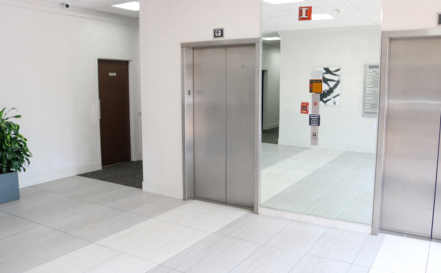  Training Classroom / Conference Room