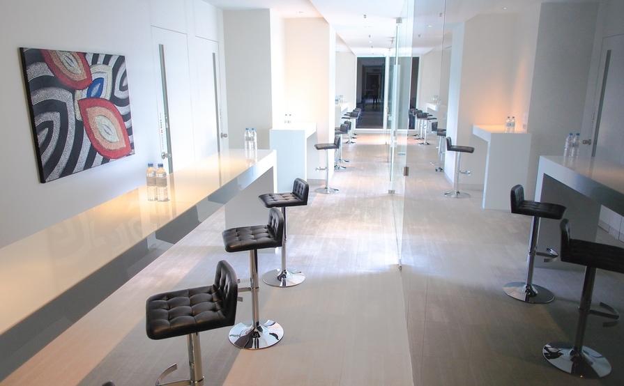 Professional Package - Hotdesk