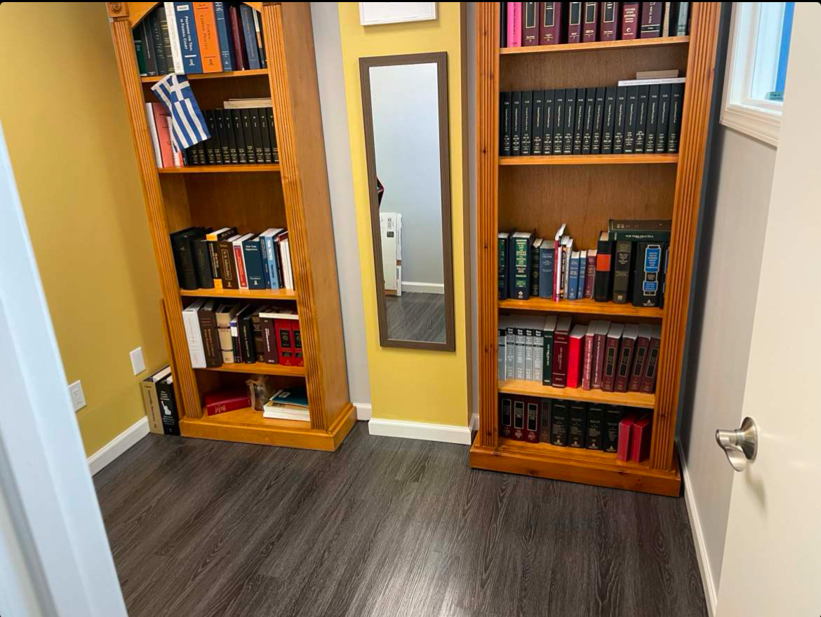 Modern Office Suite – Hourly Rental in Astoria