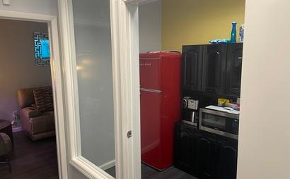 Modern Office Suite – Hourly Rental in Astoria Modern Office Suite – Hourly Rental in Astoria