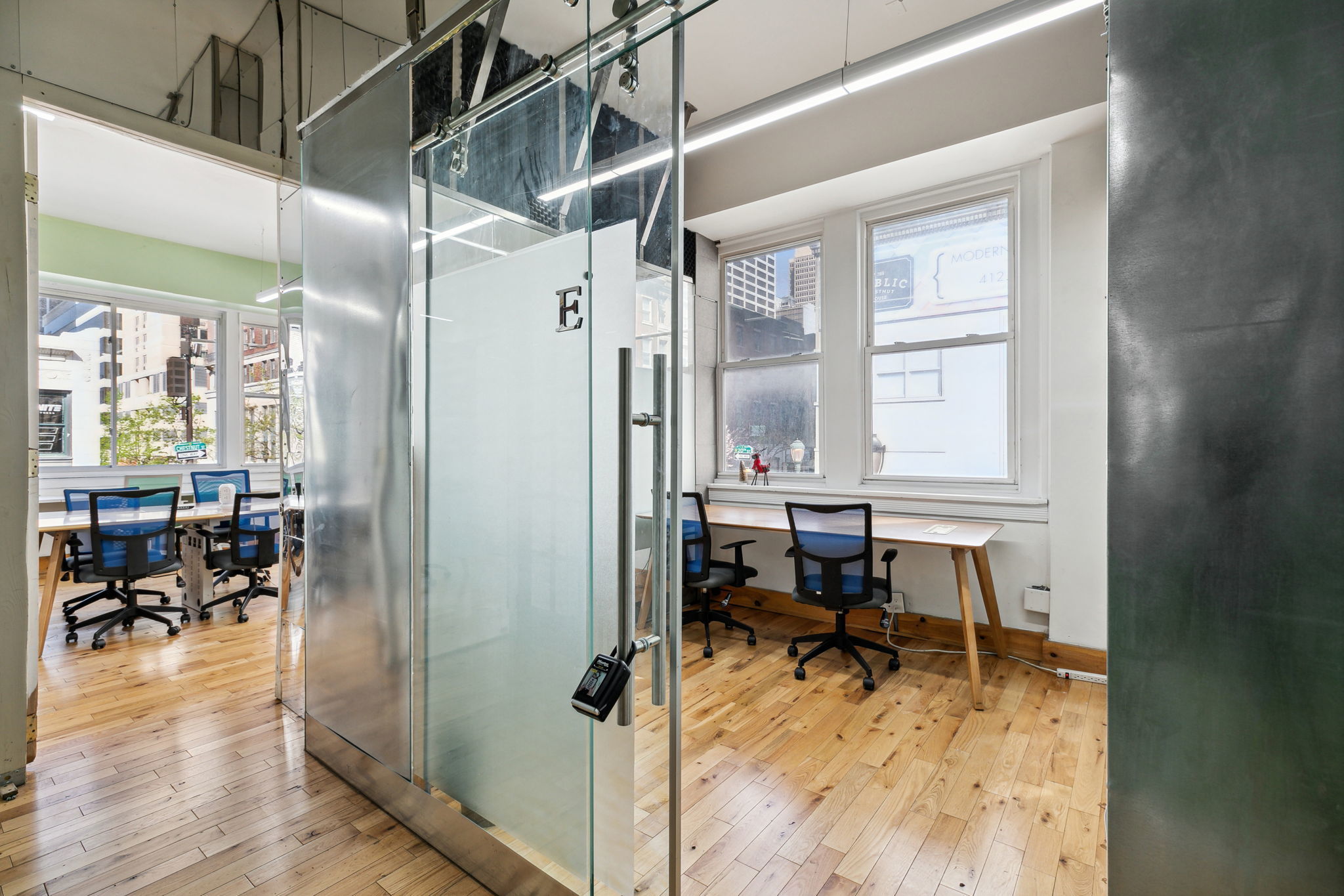  Private Office for 4