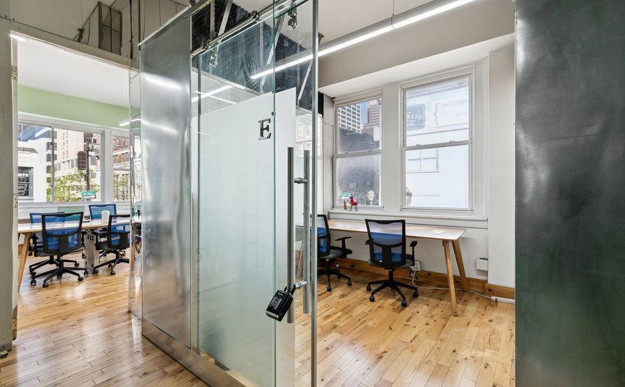  Private Office for 4