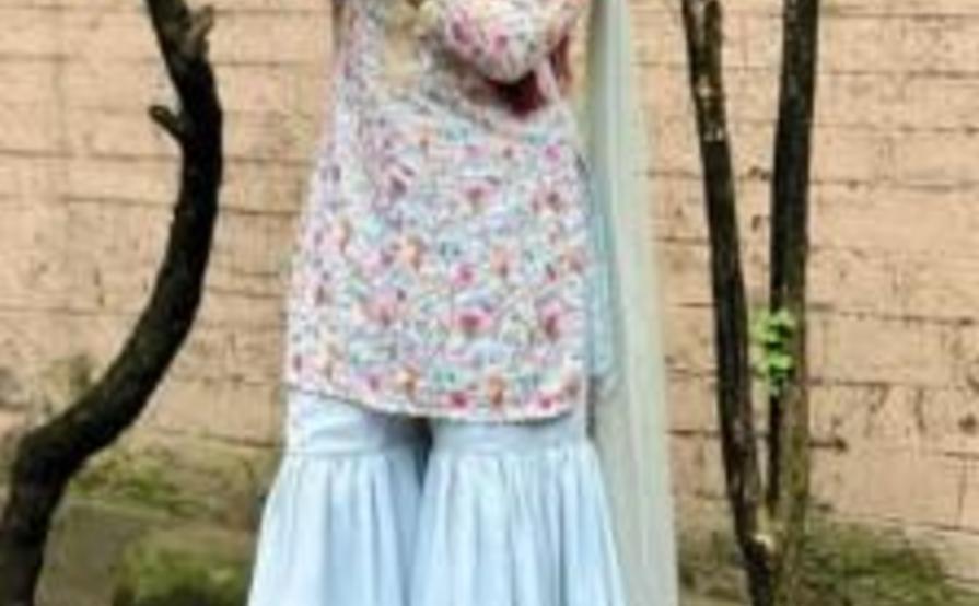  Call Girls In Delhi ((9220717259)) Escort Service Laxmi Nagar	