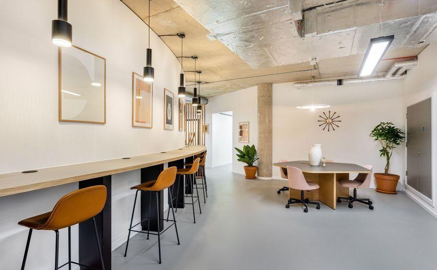 Join a thriving business community in Spaces 222 Hoddle Street Join a thriving business community in Spaces 222 Hoddle Street