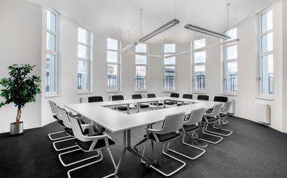 Move into ready-to-use open plan office space for 15 persons in Regus 410 Concord Road