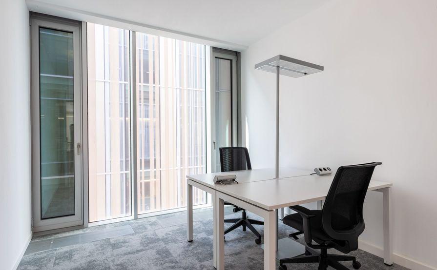 All-inclusive access to professional office space for 2 persons in Regus Lane Cove