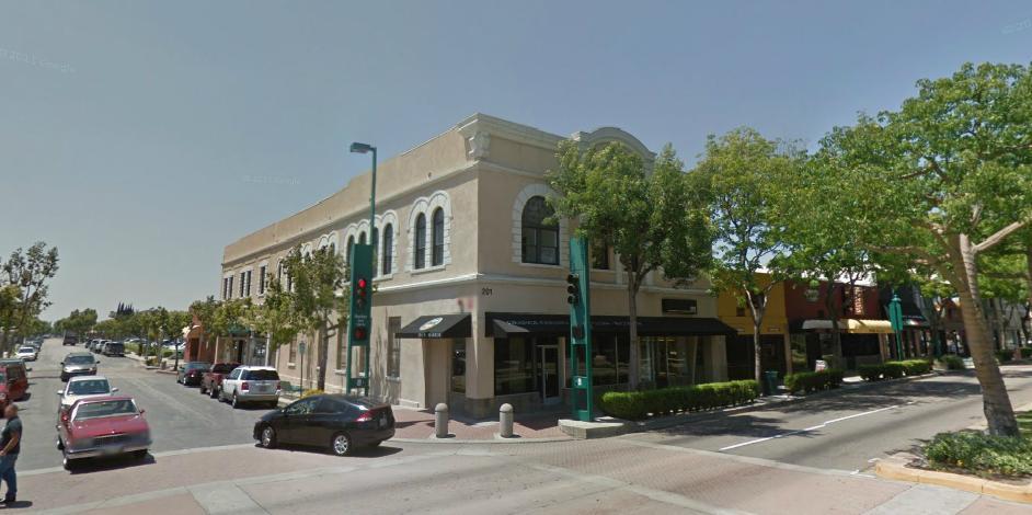 Your own desk and space, meeting room, ground floor entry, signage available