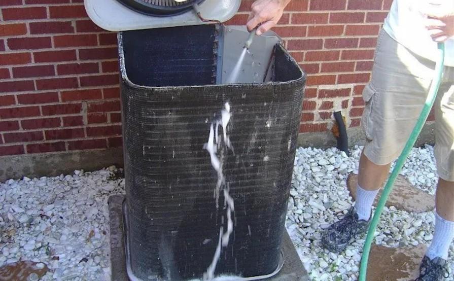 Hutchinson Heating and Air Conditioning LLC