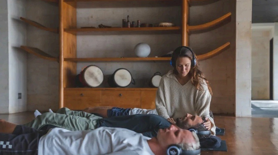 Unlocking Inner Balance: How Holistic and Alternative Therapy Transform Lives