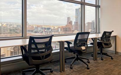 All-inclusive access to professional office space for 4 persons in Regus 120 Collins Street 