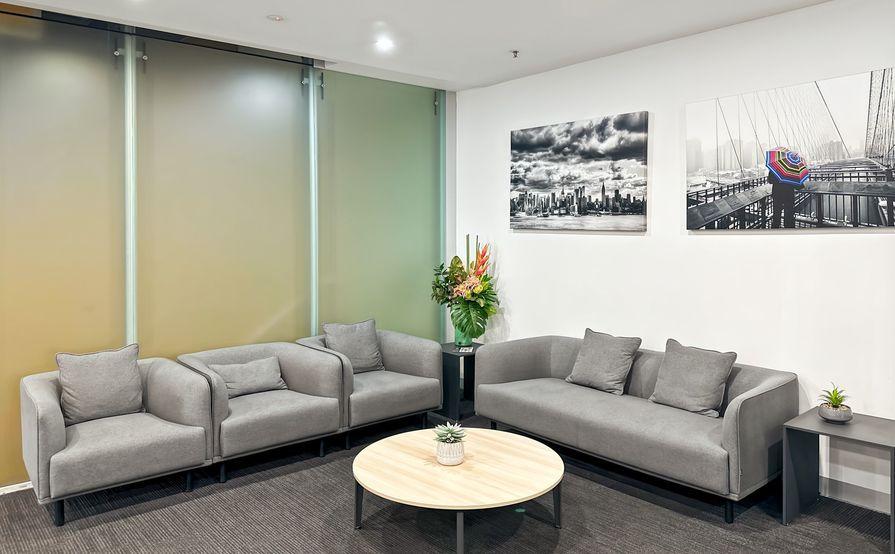 Book open plan office space for businesses of all sizes in Regus 180 Lonsdale Street Book open plan office space for businesses of all sizes in Regus 180 Lonsdale Street