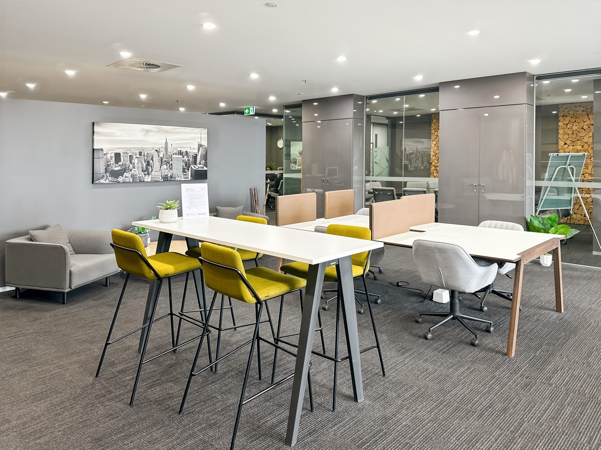 Unlimited office access in Regus 180 Lonsdale Street Unlimited office access in Regus 180 Lonsdale Street