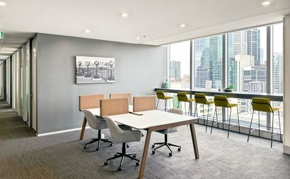 Join a collaborative coworking environment in Regus 180 Lonsdale Street 