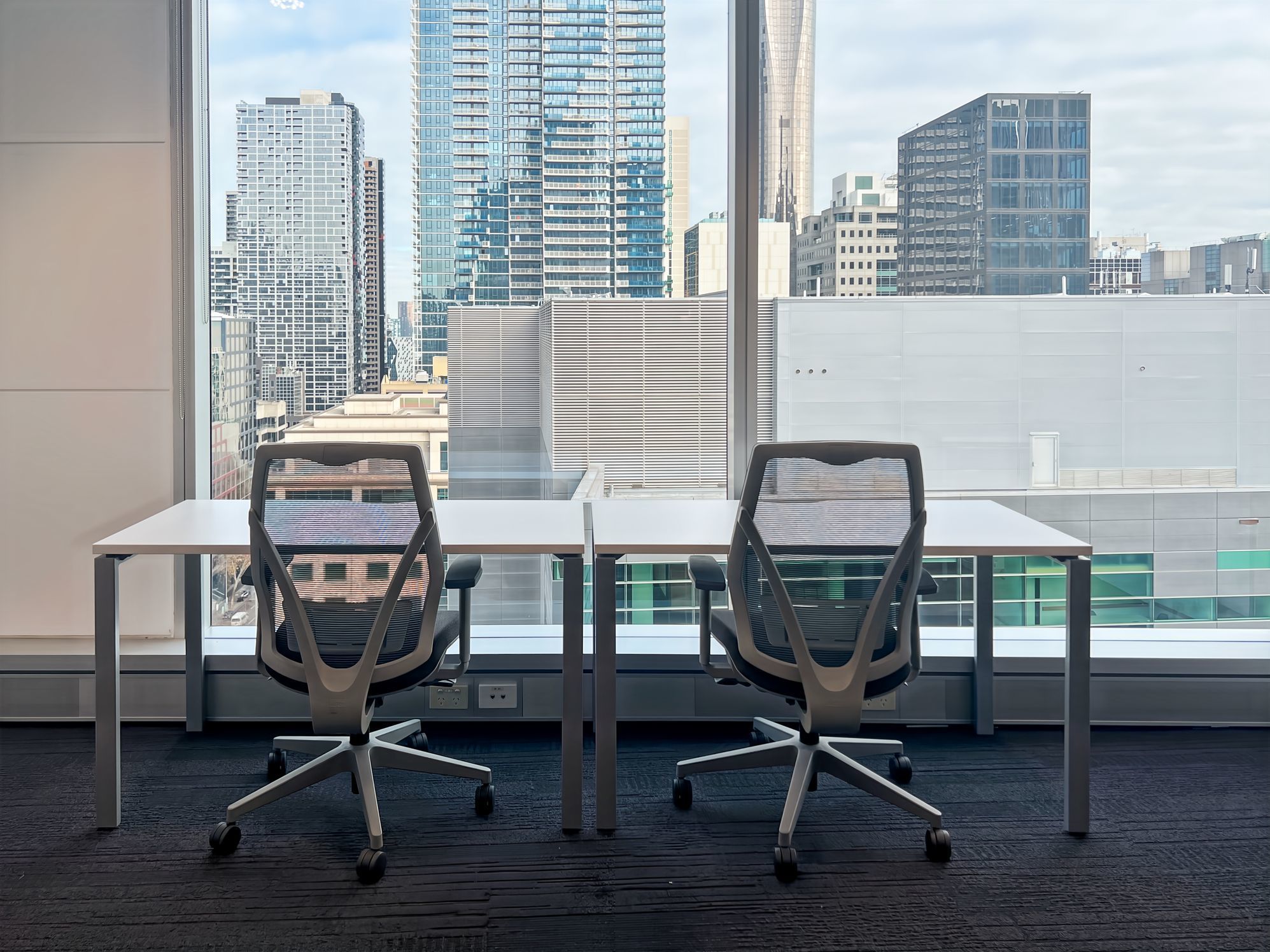 Unlimited office access in Regus 460 Lonsdale Street Unlimited office access in Regus 460 Lonsdale Street