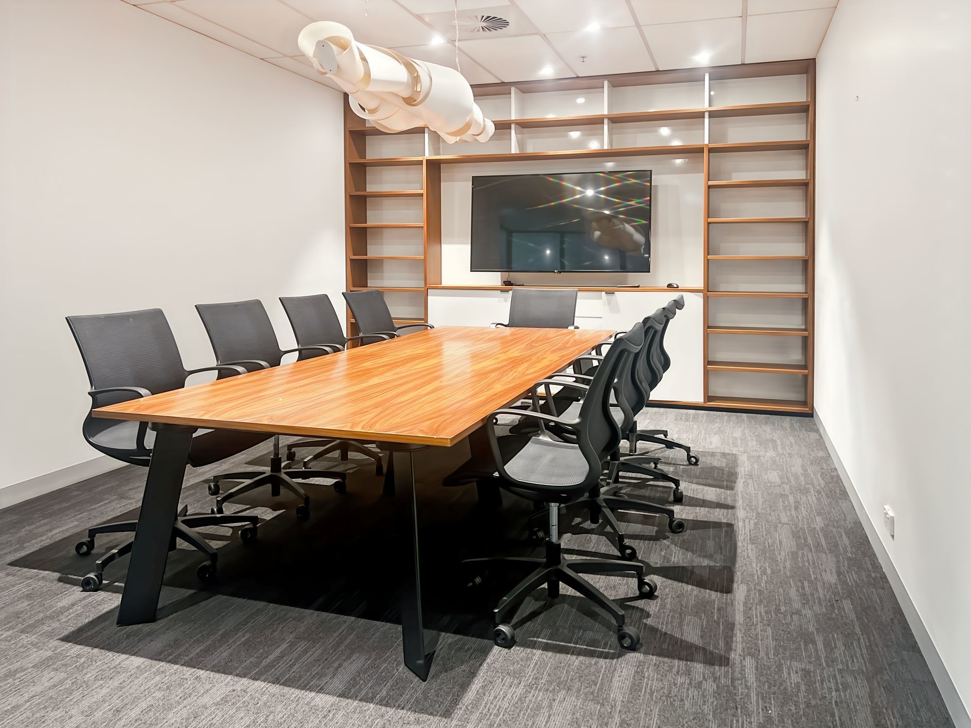 Unlimited office access in Regus 460 Lonsdale Street Unlimited office access in Regus 460 Lonsdale Street