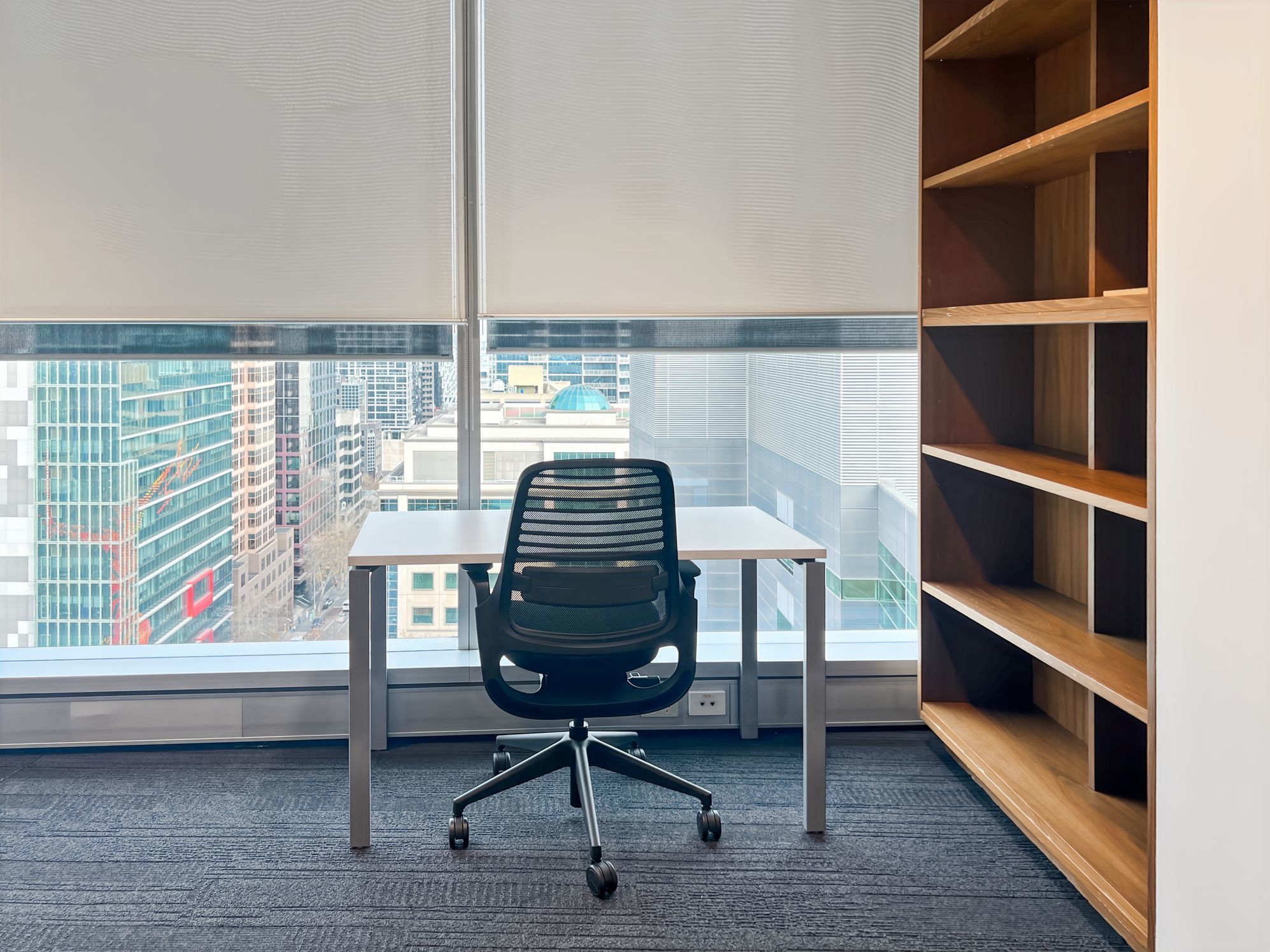 Unlimited office access in Regus 460 Lonsdale Street Unlimited office access in Regus 460 Lonsdale Street