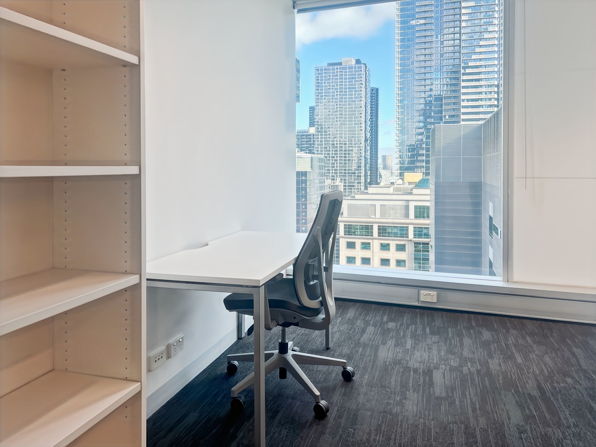 Private office space for 1 person in Regus 460 Lonsdale Street Private office space for 1 person in Regus 460 Lonsdale Street