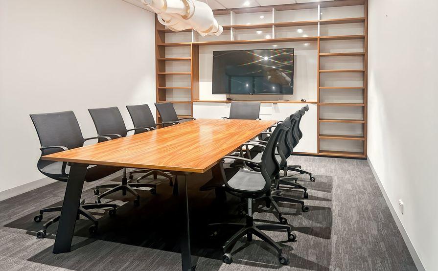 Private office space for 1 person in Regus 460 Lonsdale Street Private office space for 1 person in Regus 460 Lonsdale Street