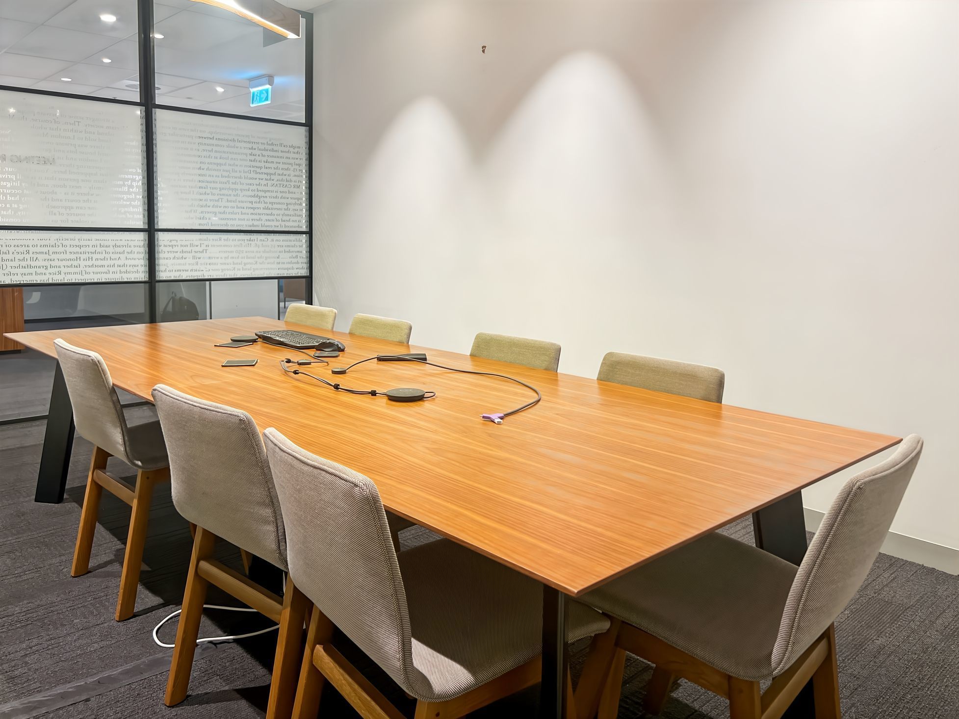 Find office space in Regus 460 Lonsdale Street for 4 persons with everything taken care of Find office space in Regus 460 Lonsdale Street for 4 persons with everything taken care of