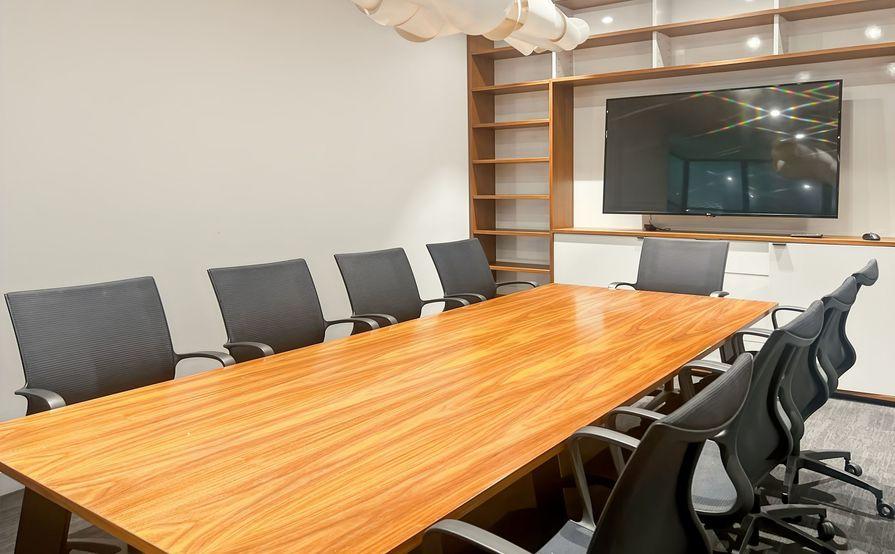 All-inclusive access to professional office space for 10 persons in Regus 460 Lonsdale Street All-inclusive access to professional office space for 10 persons in Regus 460 Lonsdale Street