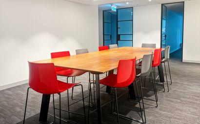 All-inclusive access to professional office space for 10 persons in Regus  460 Lonsdale Street