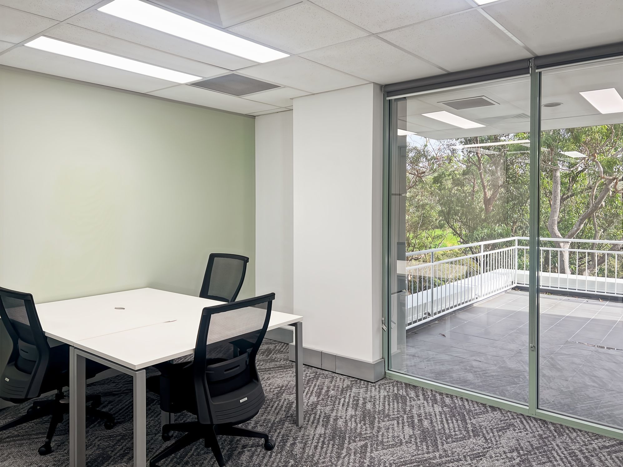 Private office space for 3 persons in Regus Lane Cove Private office space for 3 persons in Regus Lane Cove