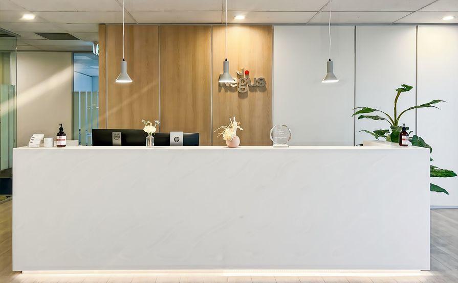 Private office space tailored to your business’ unique needs in Regus Heidelberg Private office space tailored to your business’ unique needs in Regus Heidelberg