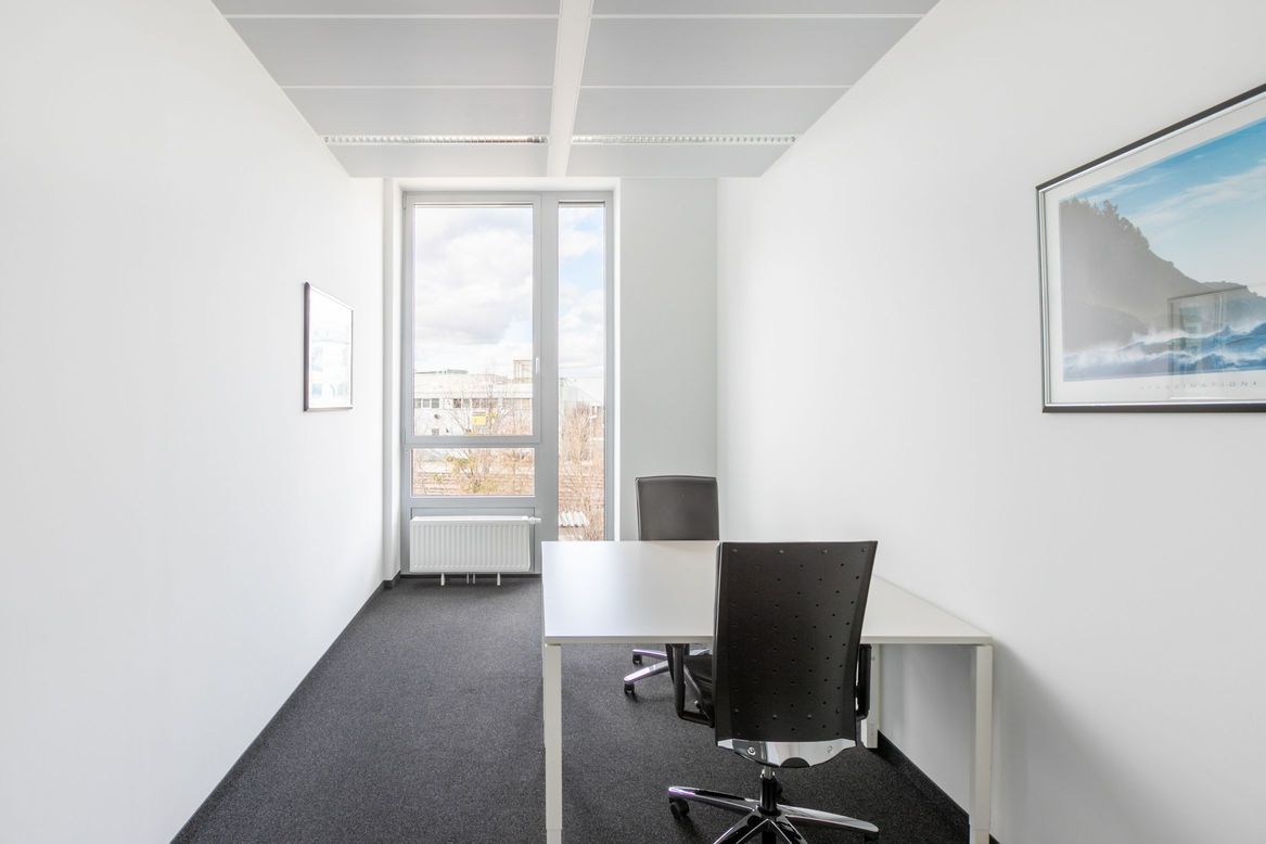 Private office space tailored to your business’ unique needs in Regus Heidelberg Private office space tailored to your business’ unique needs in Regus Heidelberg