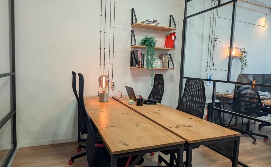 Office for 4 - 6 people