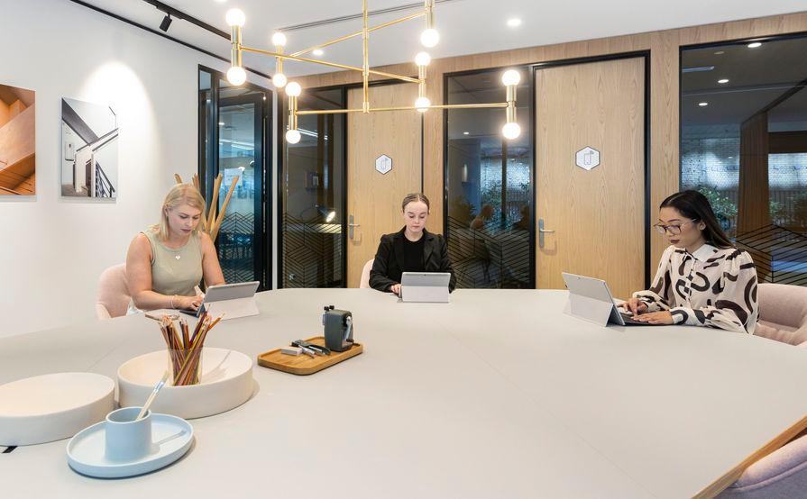 Find office space in Spaces 80 Ann Street for 2 persons with everything taken care of Find office space in Spaces 80 Ann Street for 2 persons with everything taken care of