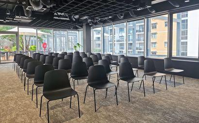 Open plan office space for 10 persons in Signature Parramatta 150 George Street