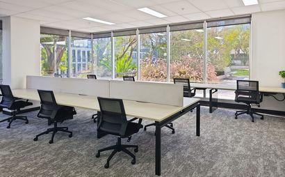 Open plan office space for 10 persons in Signature Parramatta 150 George Street