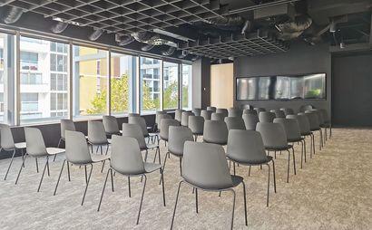 Book open plan office space for businesses of all sizes in Signature Parramatta 150 George Street