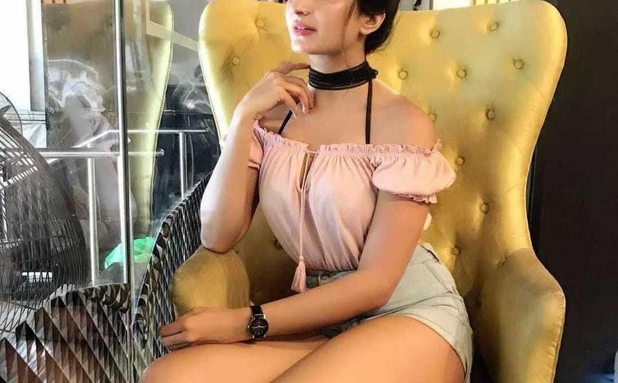 Call Girls In Nanakpura Delhi『 8447074457 』Escorts Call Girls