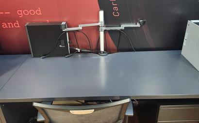 4 desks available in an Advertising Agency