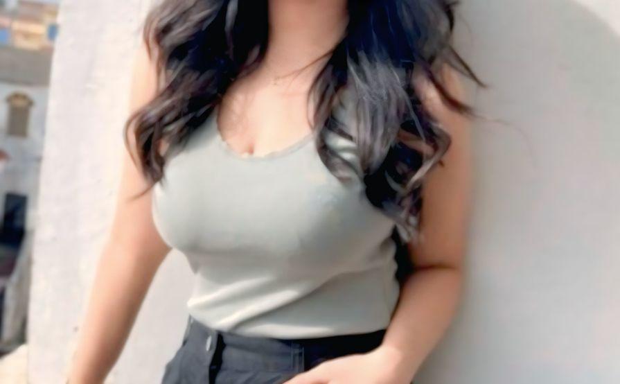 9899593777 Call Girls In Vivek Vihar Services Delhi NCR