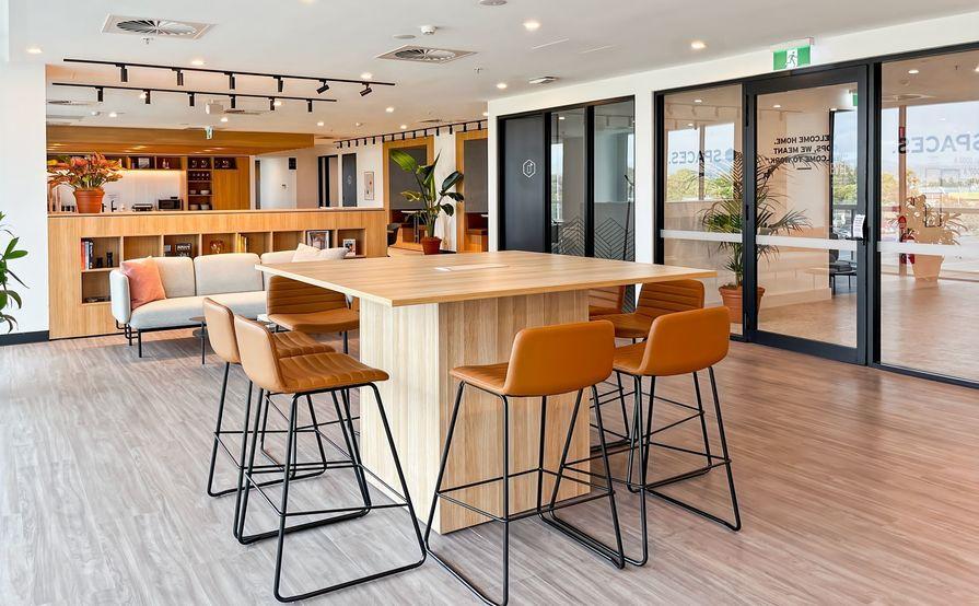 Fully serviced private office space for you and your team in Spaces The Heroic