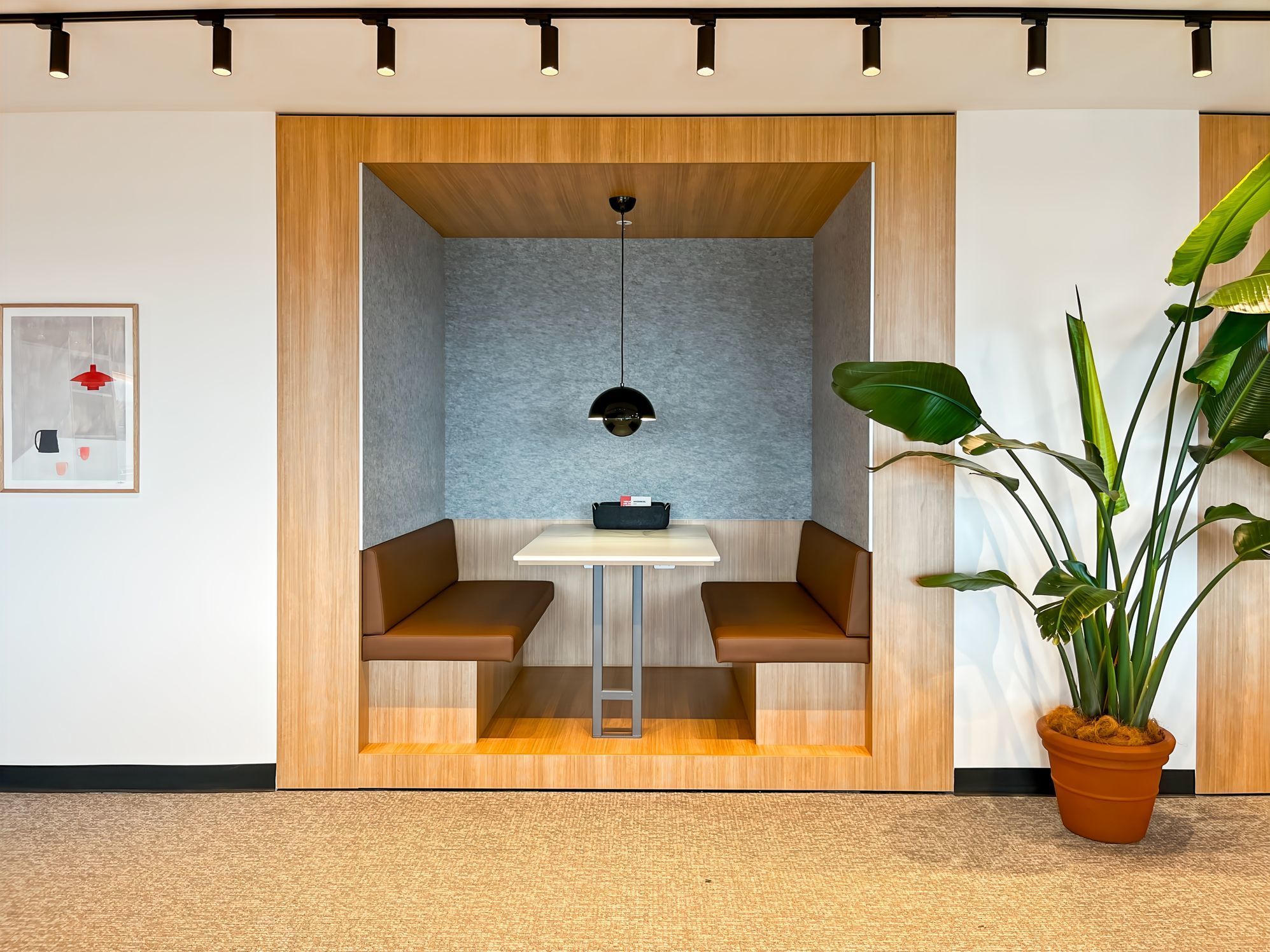 Fully serviced open plan office space for you and your team in Spaces The Heroic