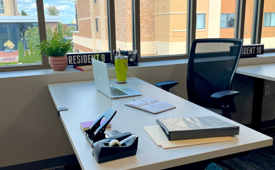 CMURC Bay City Dedicated Desk