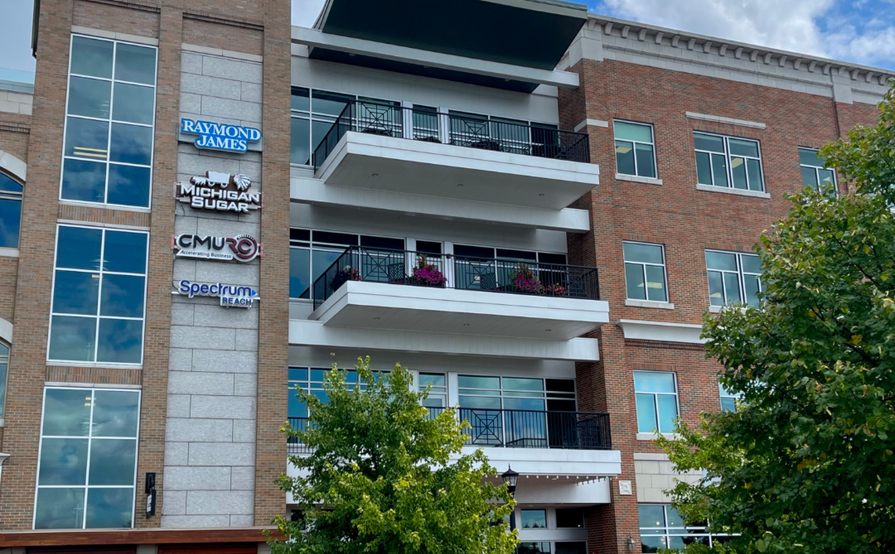 CMURC Bay City Dedicated Desk